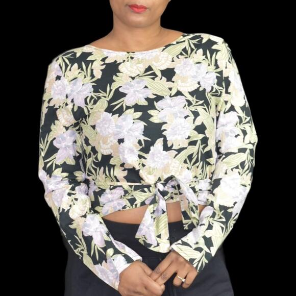 Zulu and Zephyr The Wilds Wrap Top Purple Convertible Cropped Floral Size Small - Picture 9 of 16